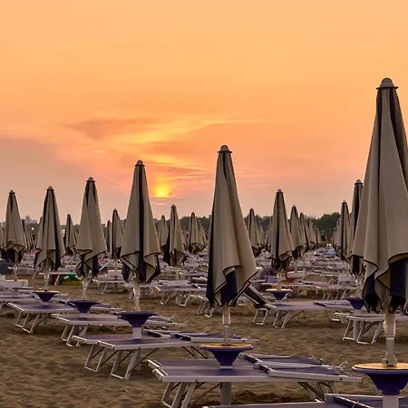 Comfortable Flat For Up To 7 Guests - Beahost * Bibione